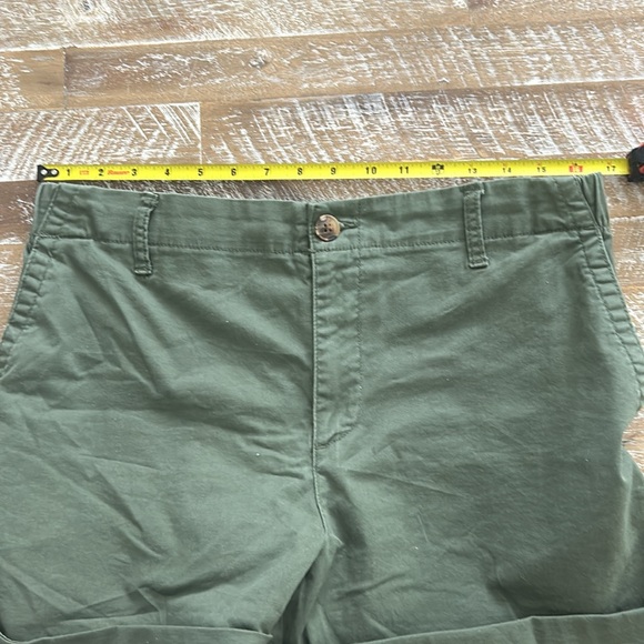 OG green chino shorts - Picture 3 of 6